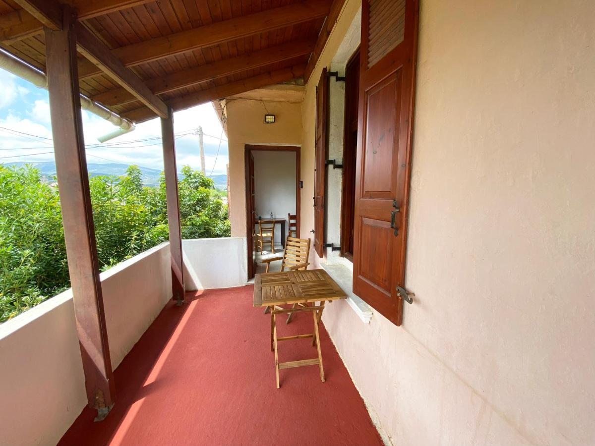 Dusk Apartments With Stunning Mountain View La Canea Esterno foto