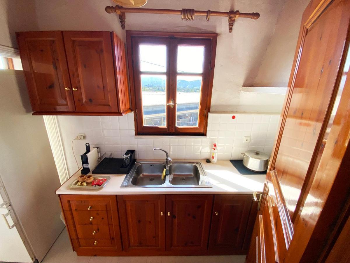 Dusk Apartments With Stunning Mountain View La Canea Esterno foto