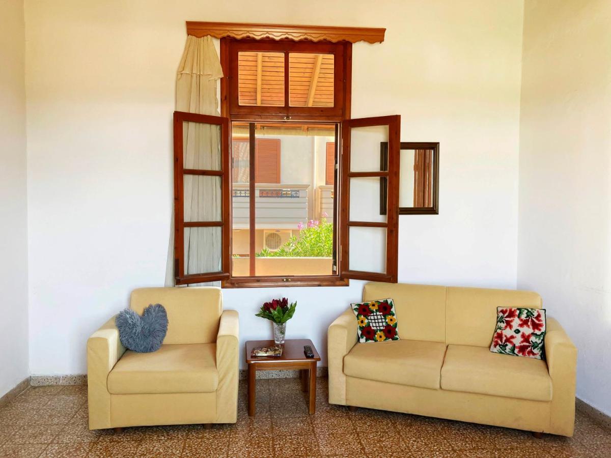 Dusk Apartments With Stunning Mountain View La Canea Esterno foto